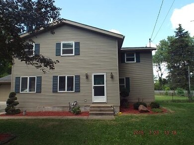 3310 W Bass Creek Rd, Beloit, WI 53511 - photo 3