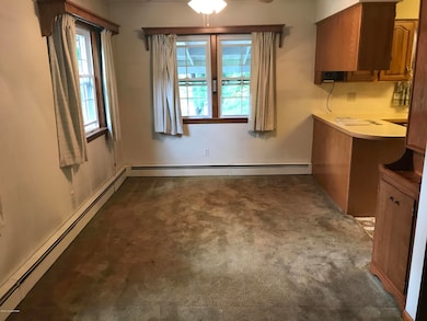 6402 White Birch St, East Stroudsburg, PA 18301 - photo 4