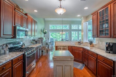 4460 Lenni Cir, Emmaus, PA 18049 - photo 7