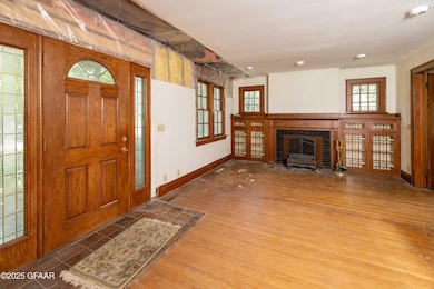 110 8th Ave S, Grand Forks, ND 58201 - photo 5