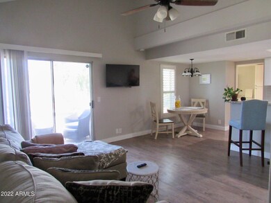 808 E Lawrence Ln unit 204, Phoenix, AZ 85020 - photo 5