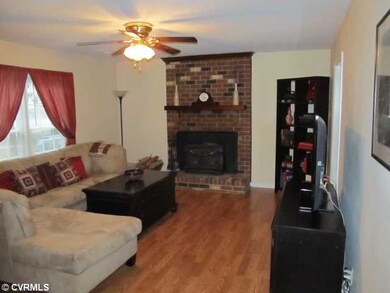 Den/Family/Great Room - SPACIOUS GREAT ROOM FEATUR