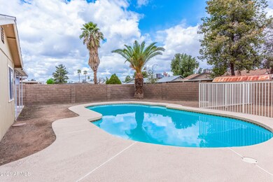 Pool 1