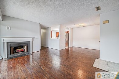 501 Aspen Dr, Plainsboro, NJ 08536 - photo 2