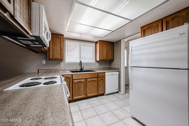 2548 E Glade Ave, Mesa, AZ 85204 - photo 7