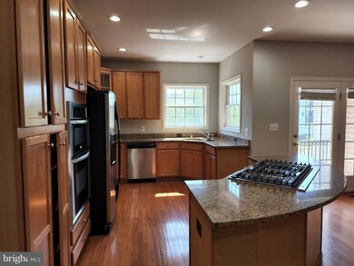 25819 Mews Terrace, Chantilly, VA 20152 - photo 3