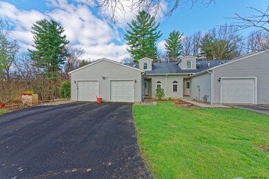 7515 Antoinette Ct, Schenectady, NY 12303 - photo 2