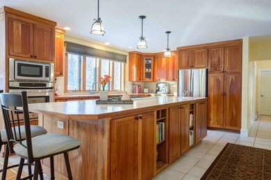 Kitchen island with breakfast...