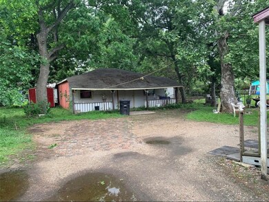 2305 Melbourne St, Houston, TX 77026 - photo 2