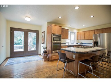 Kitchen/Outside