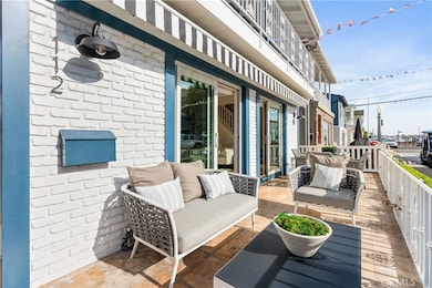 112 Ruby Ave, Newport Beach, CA 92662 - photo 4