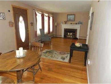 32 Stoneleigh Rd, Worcester, MA 01606 - photo 3