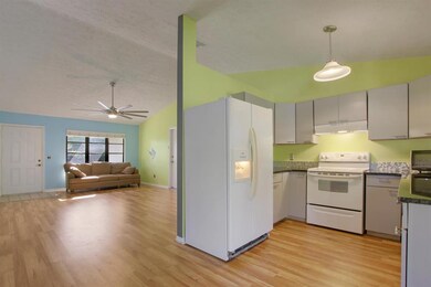3755 SE Middle St Stuart FL-large-016-13