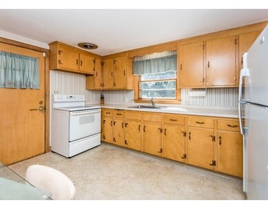 14 Oakley Ln, Waltham, MA 02452 - photo 4