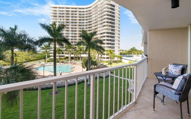 Lanai (3)