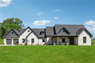 4425 Clarks Bridge Rd, Gainesville, GA 30506 - photo 2