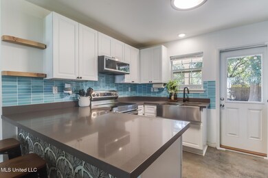 1625 Vine St, Biloxi, MS 39531 - photo 5