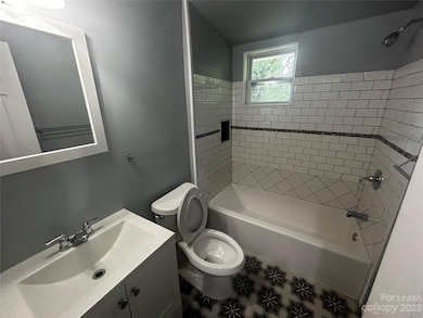 517 Sylvia St, Statesville, NC 28677 - photo 7