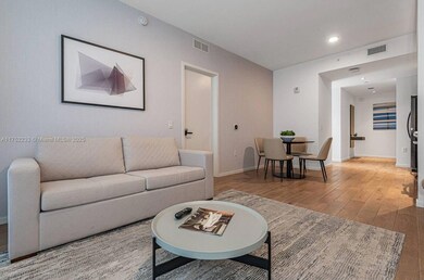 The Elser unit 4511, Miami, FL 33132 - photo 7