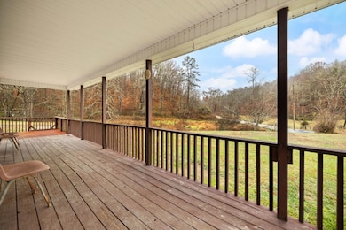 1324 Kentucky 399, Old Landing, KY 41311 - photo 7