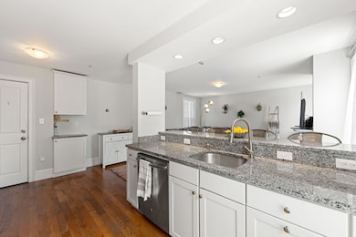 16 Summer St unit 4, Salem, MA 01970 - photo 7