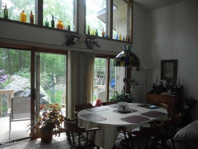 800 Whipple Tree Ct E, Lords Valley, PA 18428 - photo 6