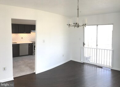 7814 Suiter Way, Hyattsville, MD 20785 - photo 2