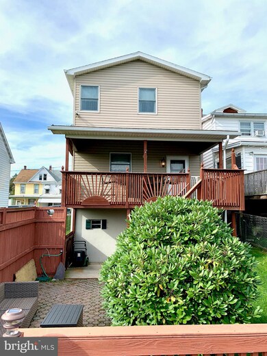 404 E Union St, Tamaqua, PA 18252 - photo 2