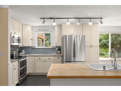 30425 S Candlelight Ct, Canby, OR 97013 - photo 5