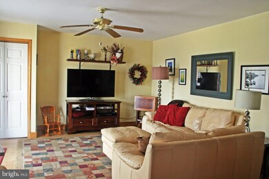 9106 Hinton Ave, Sparrows Point, MD 21219 - photo 3