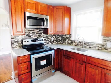 635 E Juniata St, Allentown, PA 18103 - photo 5