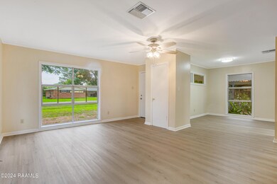 221 Meadow Lane-6