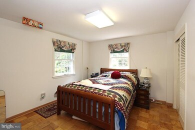 2212 Casemont Dr, Falls Church, VA 22046 - photo 2