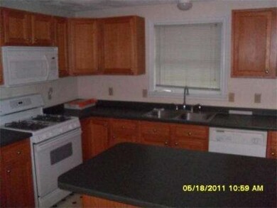 10 Innisfree Dr, Haverhill, MA 01832 - photo 3