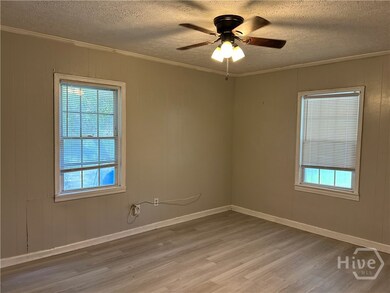 1824 E 39th St, Savannah, GA 31404 - photo 5