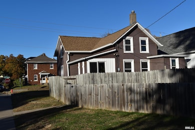 1528 13th Ave, Moline, IL 61265 - photo 4