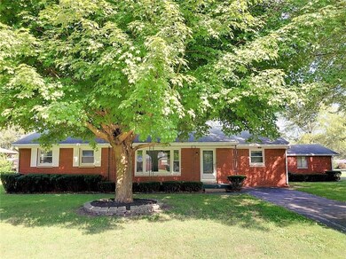 1806 Lowell Ave, Anderson, IN 46011 - photo 3