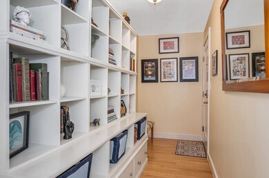 491 Dutton St unit 411, Lowell, MA 01854 - photo 6