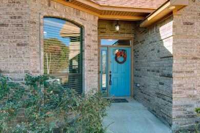 65 Hannah Cir, Wake Village, TX 75501 - photo 2