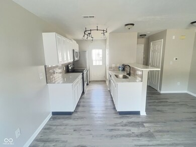 6465 Potomac Square Ln unit 2, Indianapolis, IN 46268 - photo 4