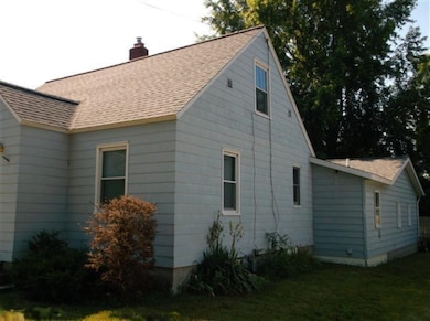 1046 Dahlia Ave, Wayland, MI 49348 - photo 3