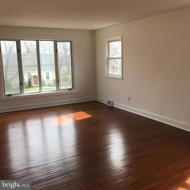 1019 Lawnton Terrace, Glenolden, PA 19036 - photo 6