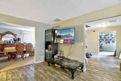05-Living Room