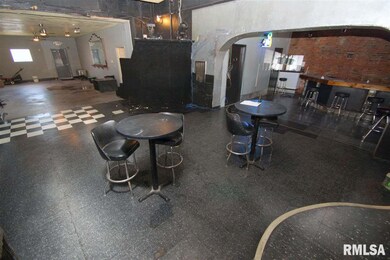 822 W 2nd St, Davenport, IA 52802 - photo 5