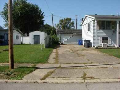 1905 Saint Charles Ct, Kokomo, IN 46902 - photo 3