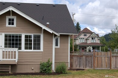 110 Bridge St SE, Orting, WA 98360 - photo 6