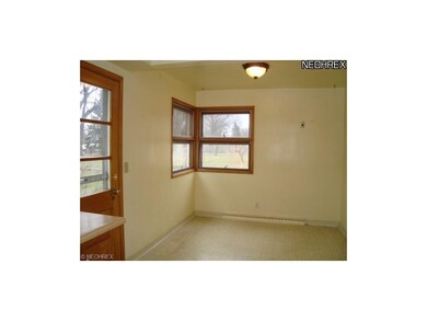 1923 Kapel Dr, Euclid, OH 44117 - photo 7