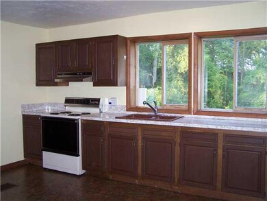 Kitchen Spacious eat in kitchen