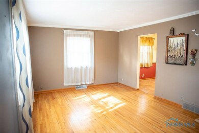 318 Sheffield Dr, Findlay, OH 45840 - photo 5