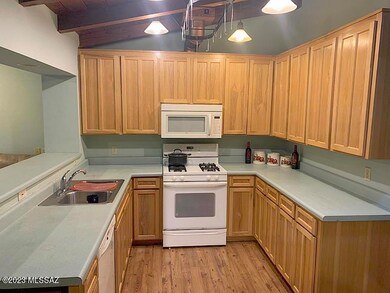 2610 E Kleindale Rd, Tucson, AZ 85716 - photo 2